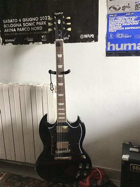 my new guitar !! epiphone sg standard :) : r/guitars