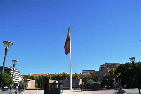 Plaza de Colón y Jardines del Descubrimiento - Mirador Madrid