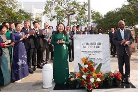 New Plaque of President Ho Chi Minh Inaugurated in Mozambique | Vietnam ...