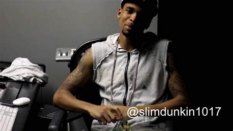 Slim Dunkin Receives Gumby Chain From Waka Flocka Flame - YouTube