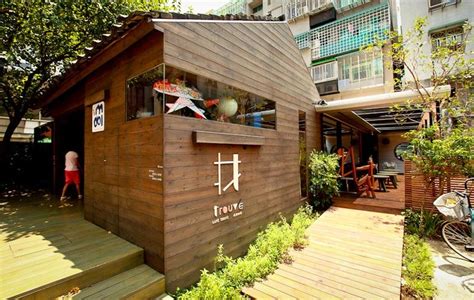 Strictly Ours: 9 Pretty Cafes in Taipei that You Will Love