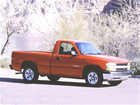 Used 2002 Chevrolet Silverado 1500 Regular Cab Short Bed Pricing | Kelley Blue Book