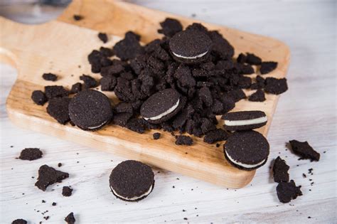 Keto Chow Recipes - Dark Chocolate Cookie Crumbles