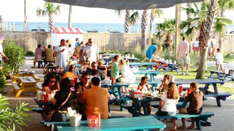 Most Loved Orange Beach & Gulf Shores Restaurants (+ our picks)