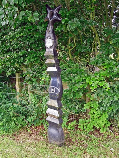 Millennium milepost at Laithes © Rose and Trev Clough cc-by-sa/2.0 :: Geograph Britain and Ireland