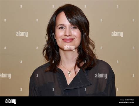 Elizabeth reaser new york city hi-res stock photography and images - Alamy