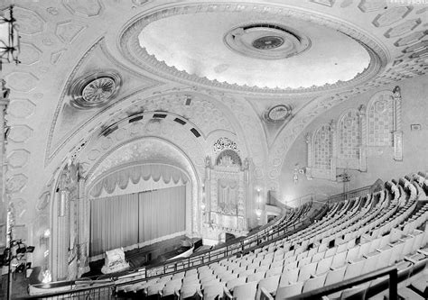 Pictures 10 Alabama Theater, Birmingham Alabama