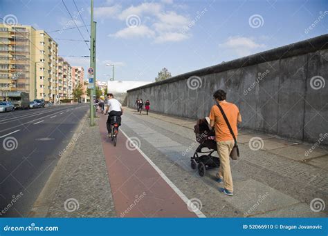 Berlin Wall editorial image. Image of boulevard, wall - 52066910