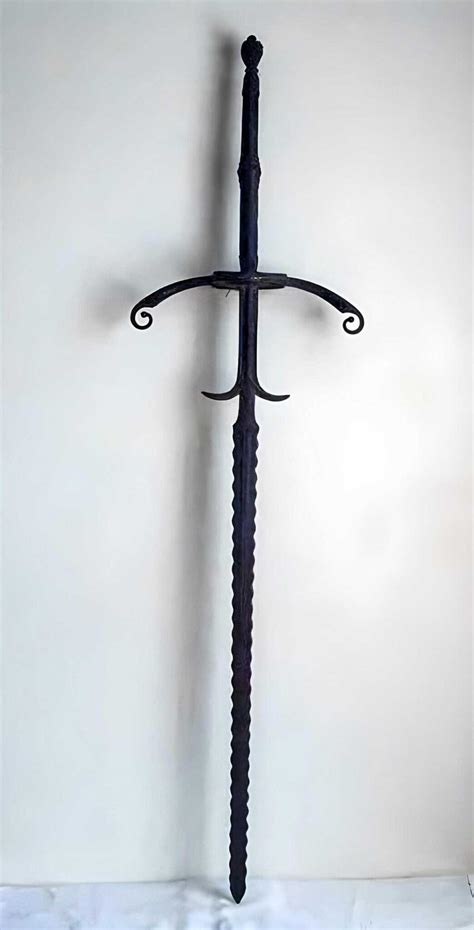 Flamberge Sword: A 15th-Century Weapon with a Flaming Blade - Malevus