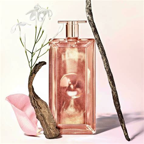 Idôle L'Intense Lancome perfume - a new fragrance for women 2020