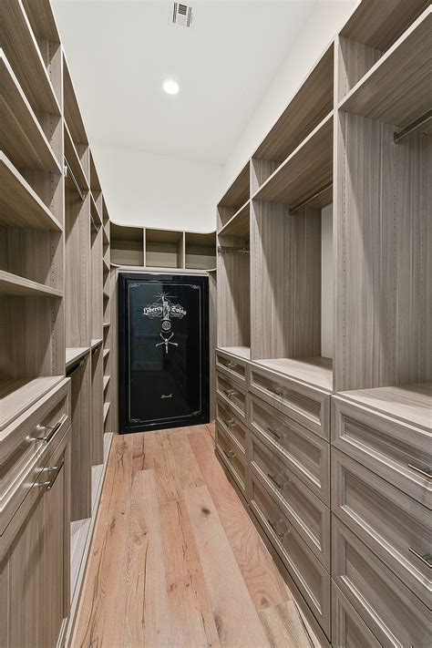 Custom Walk in Closets - Master Closet Design - Closet Systems Installed