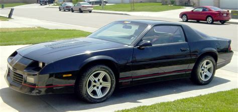 1990 Chevrolet Camaro - Information and photos - MOMENTcar