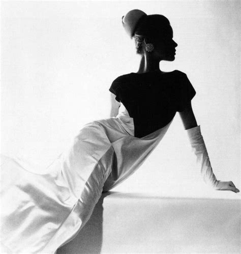 Holly's Blog: Fashion Photography - Research - Horst P Horst | Fashion ...