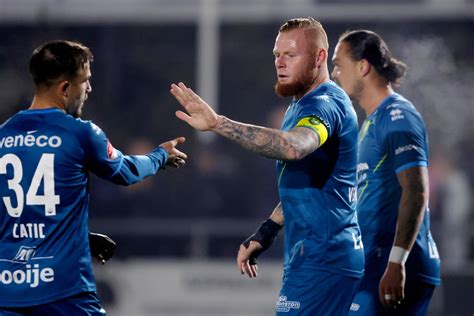 ADO Den Haag bereikt de volgende ronde van de beker na 2-3 zege bij ...