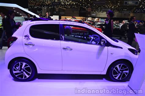 Peugeot 108 convertible side at Geneva Motor Show