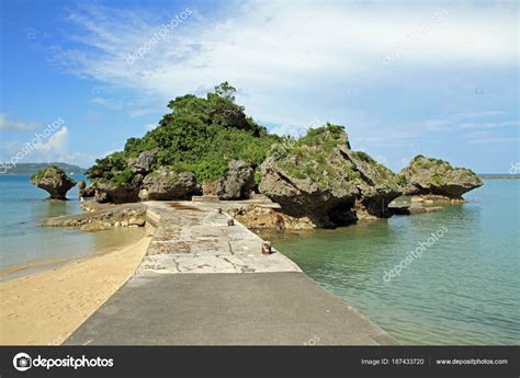 Tomb of Amamichu in Uruma, Okinawa, Japan — Stock Photo © ziggy_mars ...