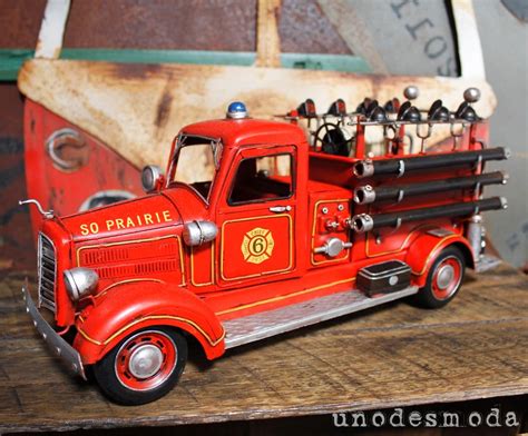 BIG! RED FIRE TRUCK Engine Diecast Tin Model Toy Home Display Decor ...