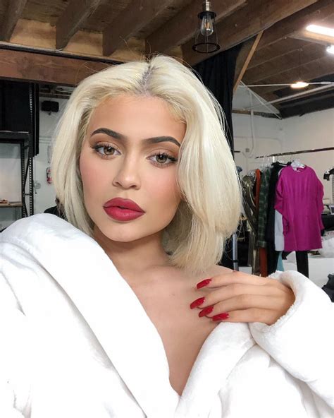 10 Unique Nail Designs Of Kylie Jenner We Are Obsessed About