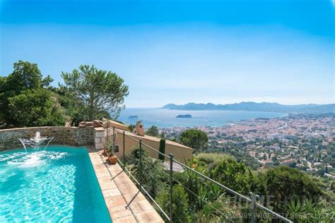 4 Luxurious villas for sale in Cannes | The Hunter - Home Hunts