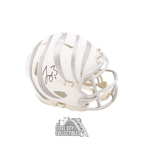 Joe Burrow Autographed Cincinnati Bengals Ice Mini Football Helmet ...