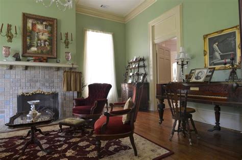 1800s living room - Google Search | Victorian interiors, Family living ...