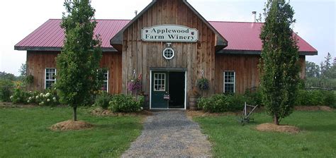 Applewood Winery | Geranium Blog