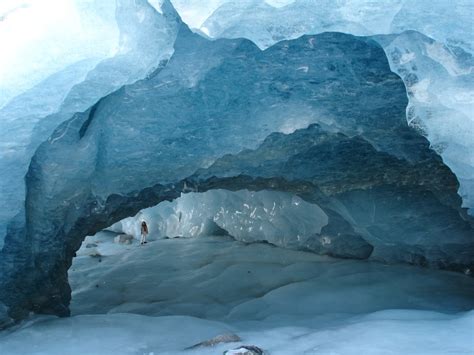 27 Amazing Glacial And Ice Caves From Around The World - Architecture ...