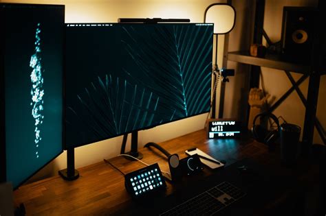 Added A New LG OLED to my setup. : r/macsetups