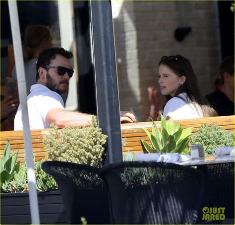 Chris Pratt & Katherine Schwarzenegger Flaunt Some Sweet PDA During ...