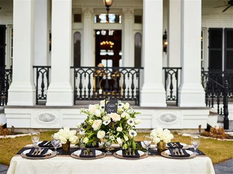 WIH Answers: “Who Are The Best Florists Near Me?” | Houston Wedding Blog