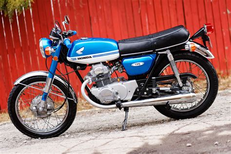 1971 Honda CB175 (Beautiful)