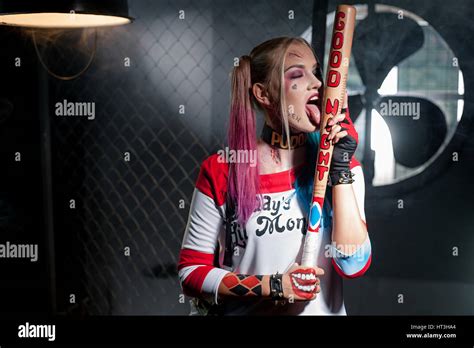 Harley Quinn Bat Cosplay - Costplayto