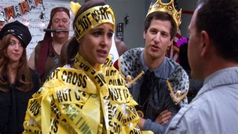 Brooklyn Nine-Nine: The Best Halloween Heist Episodes, According To IMDb – Page 2