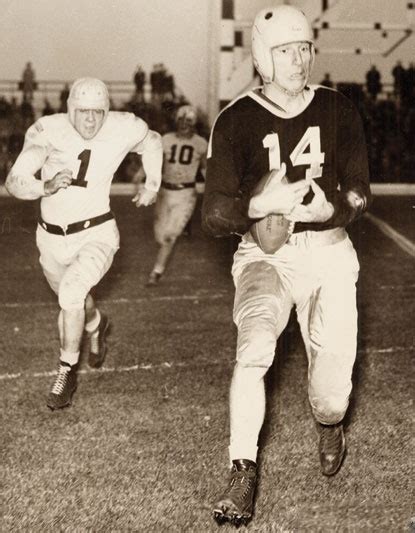 Image Gallery of Don Hutson | NFL Past Players