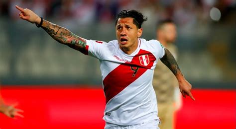 How many goals does Gianluca Lapadula have with the Peruvian national ...