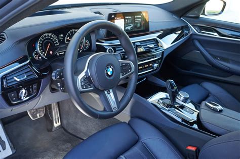 2017 BMW 540i xDrive M Sport Test Drive - The quintessential 5 Series