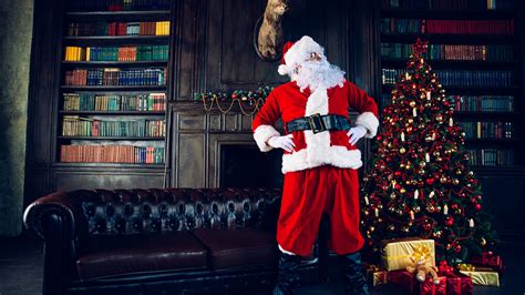 Santa Claus Is Standing Near Christmas Tree HD Christmas Tree Wallpapers | HD Wallpapers | ID #55534