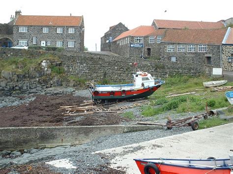 Craster Beach - Photo "Craster Slip" :: British Beaches