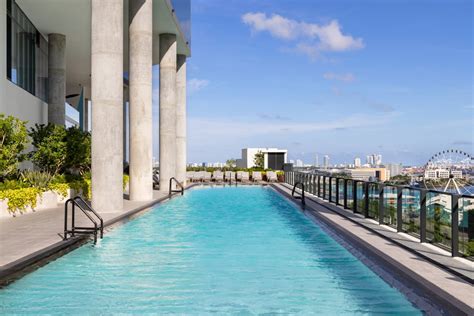 8 Amazing Rooftop Pools In Miami That Should Be On Your Radar This Summer