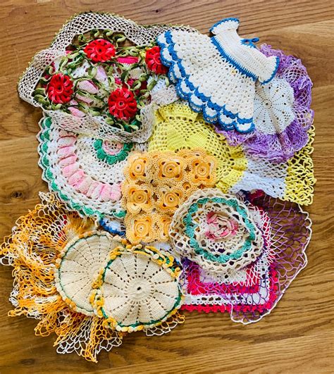 Vintage Handmade Colorful Doilies/ Vintage Table Linens/ - Etsy