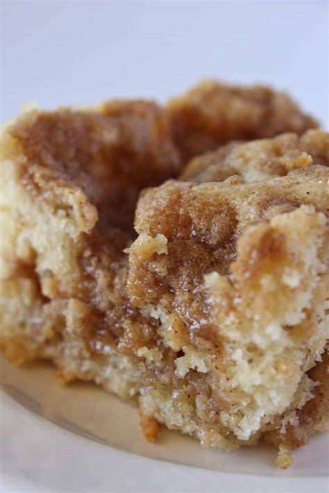 Pancake Mix Coffee Cake | Easy Breakfasts | Practically Homemade