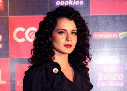 Kangna Ranaut Curly Hairstyle With Naturally Curly Hair | Curly hair styles, Curly hair styles ...