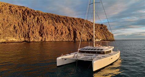 Santorini Catamaran, sunset cruise - Cozypickups