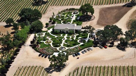 Sculpterra Winery - Paso Robles Wedding Venue | TWS