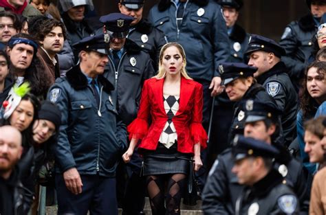 Lady Gaga Gives First Look at Harley Quinn Costume in 'Joker' Sequel Set Photos - TrendRadars