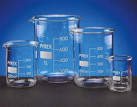 Beaker 400 ml Pyrex borosilicate glass low form