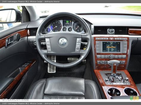 Anthracite Interior Dashboard for the 2005 Volkswagen Phaeton W12 ...