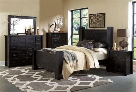 Black 4 Piece Queen Bedroom Set - Trestlewood | RC Willey | Bedroom sets queen, Black queen bed ...