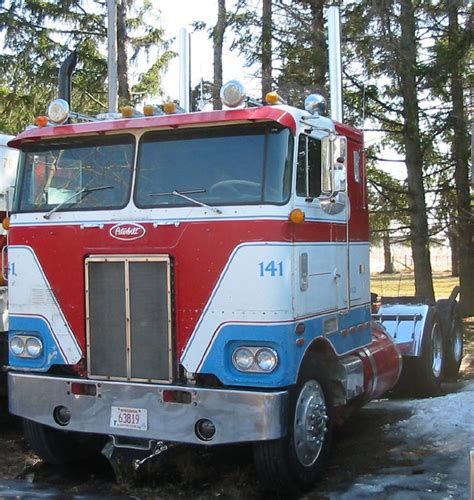 Peterbilt 352 | Vintage trucks, Peterbilt, Trucks