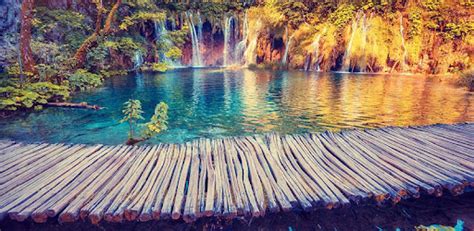 Waterfall 3D Live Wallpaper Android App